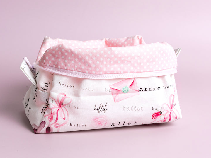 Makeup Pouch, Medium - Ballet Shoes